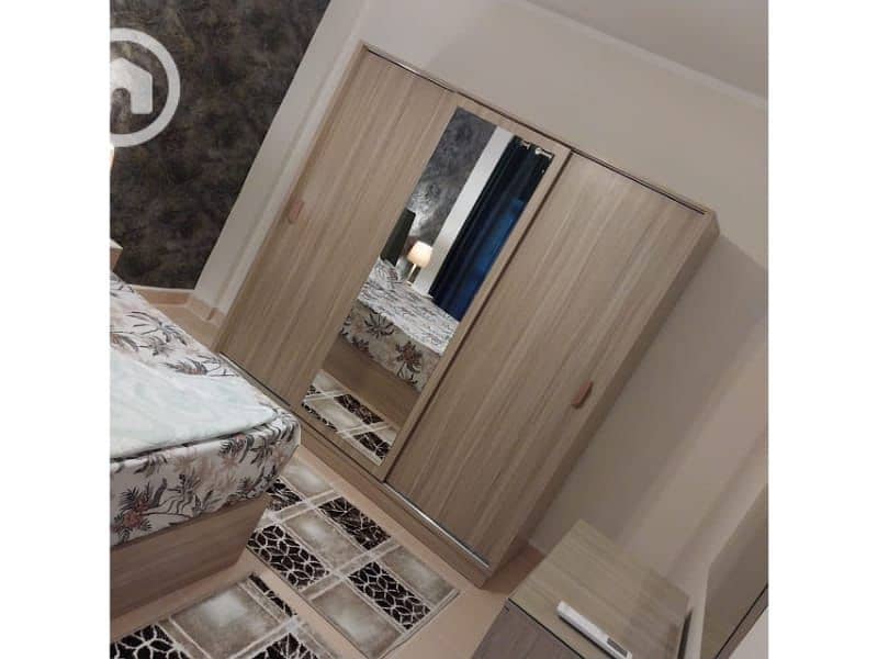 10 ea6ef723-c994-4669-b1fa-64fd866c7e1d. jpeg