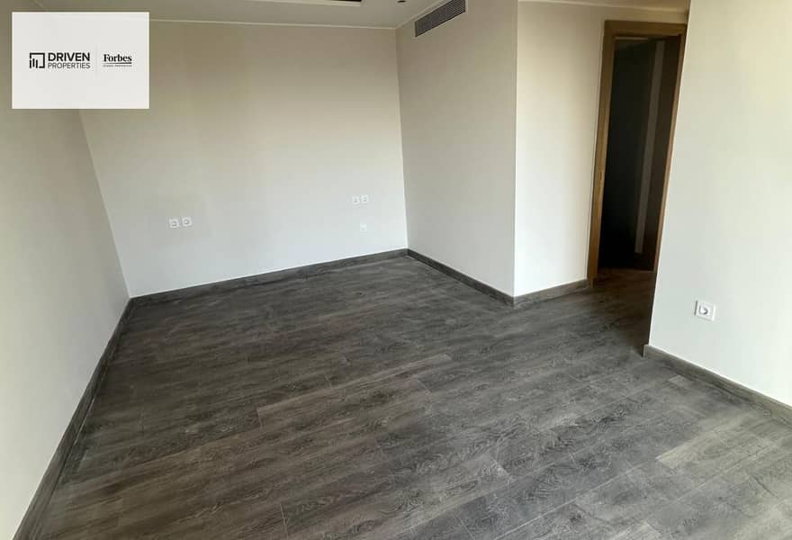 2 2a84d1af-3ecb-447c-acfb-d1082d918500. jpg