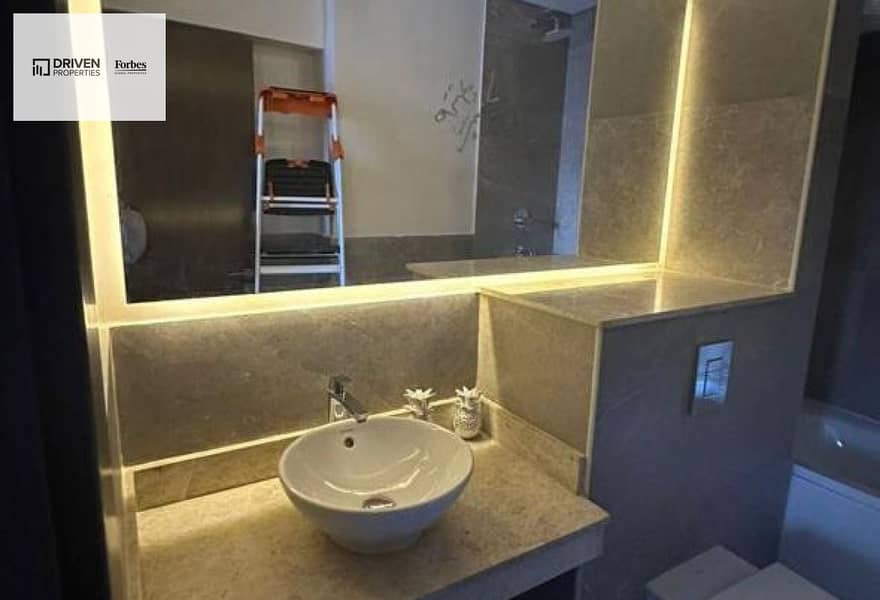 9 723c1921-b8ec-48df-a8c0-f1d42f6116df. jpg