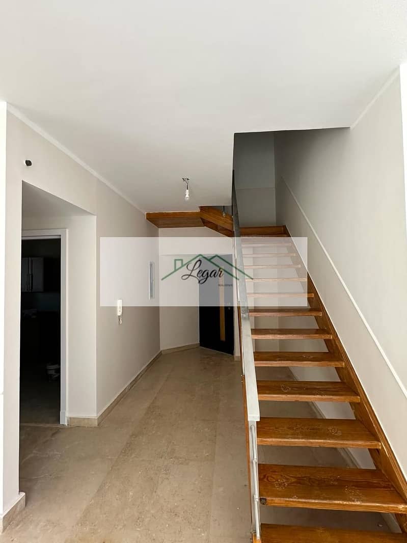 7 88aae282-b9bd-43ca-b21a-6f898abbc4e7. jpg