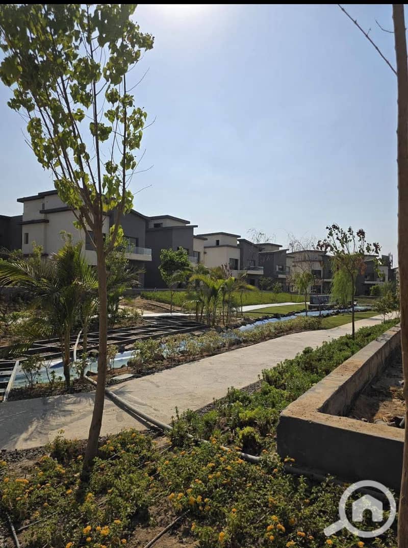 9 586555780_2379585945795080_8476255211350117567_n. jpg