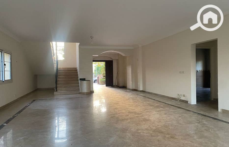 10 aed8492f-155c-44b7-949d-7f703db94ed5. jpg