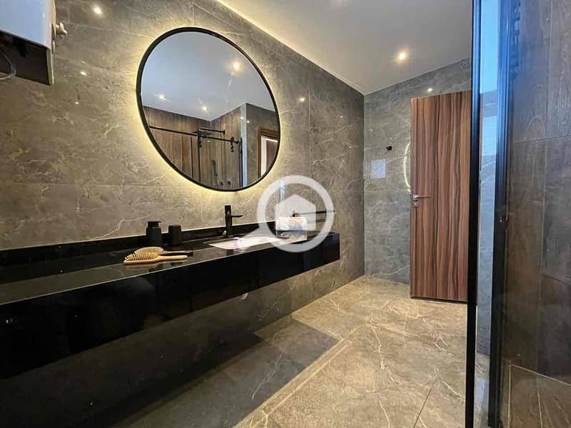 3 dbf98d52-f86a-4a0c-a3bb-534c53607c8b. jpg