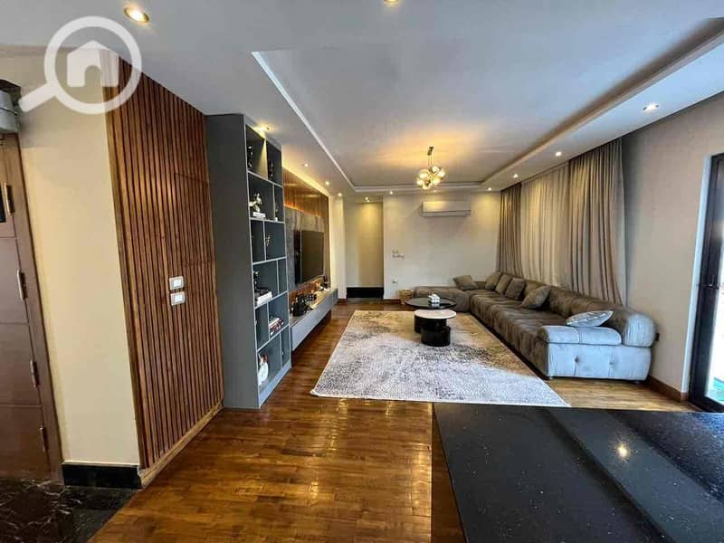 4 f803ee72-7527-421c-aa96-19fd45548d44. jpg