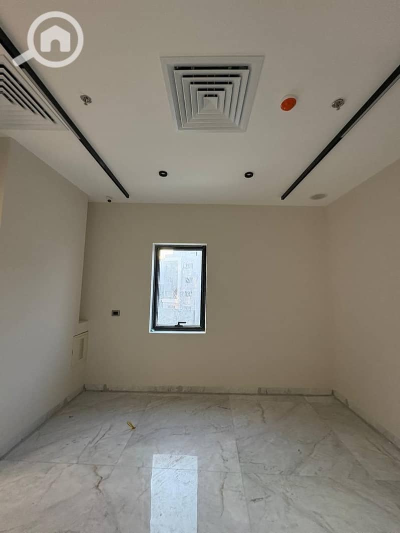 2 WhatsApp Image 2026-01-14 at 17.42. 13. jpeg