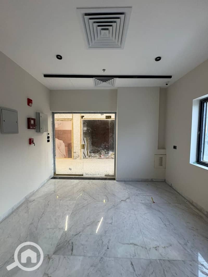 8 WhatsApp Image 2026-01-14 at 17.42. 22. jpeg