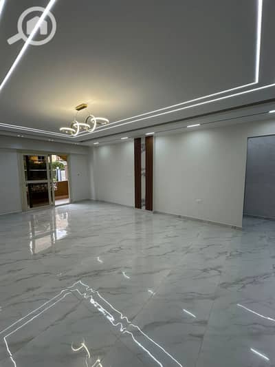 3 Bedroom Flat for Sale in Sheikh Zayed, Giza - WhatsApp Image 2026-01-14 at 6.10. 26 PM. jpeg