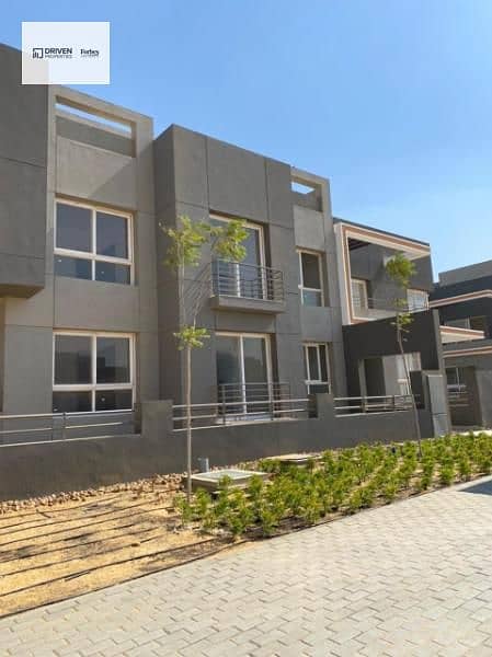 2 05f072dd-4097-4277-8e8c-cfe69e99241a. jfif. jpg