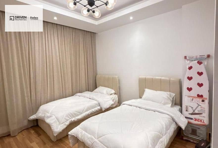 7 7492ff81-6d9b-48ed-b88f-891563125e32. jpg