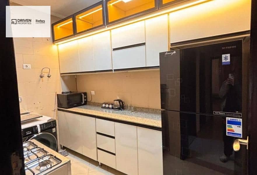 10 319e9c91-3ba4-4042-869c-07b6582d8785. jpg