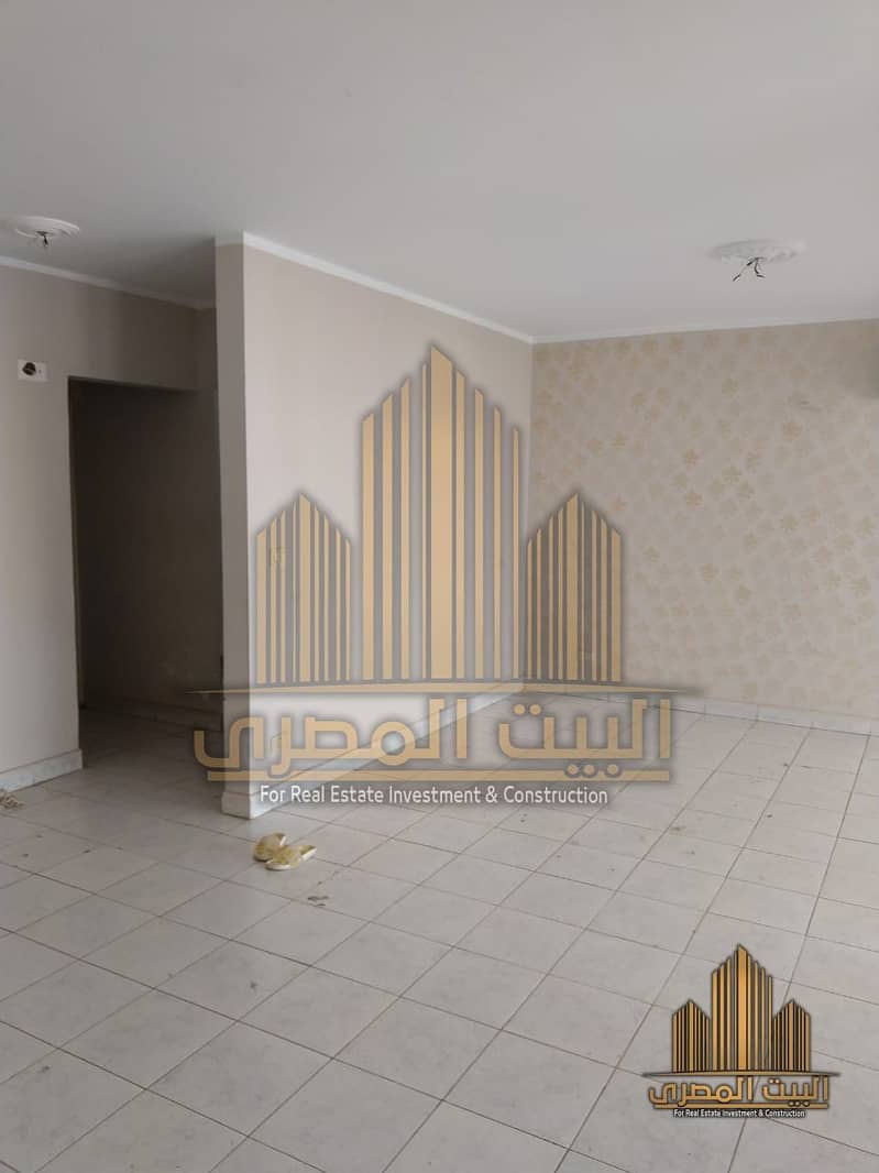 5 8e7d99b9-e755-4dcd-8f32-f591af8e8ffd. jpg