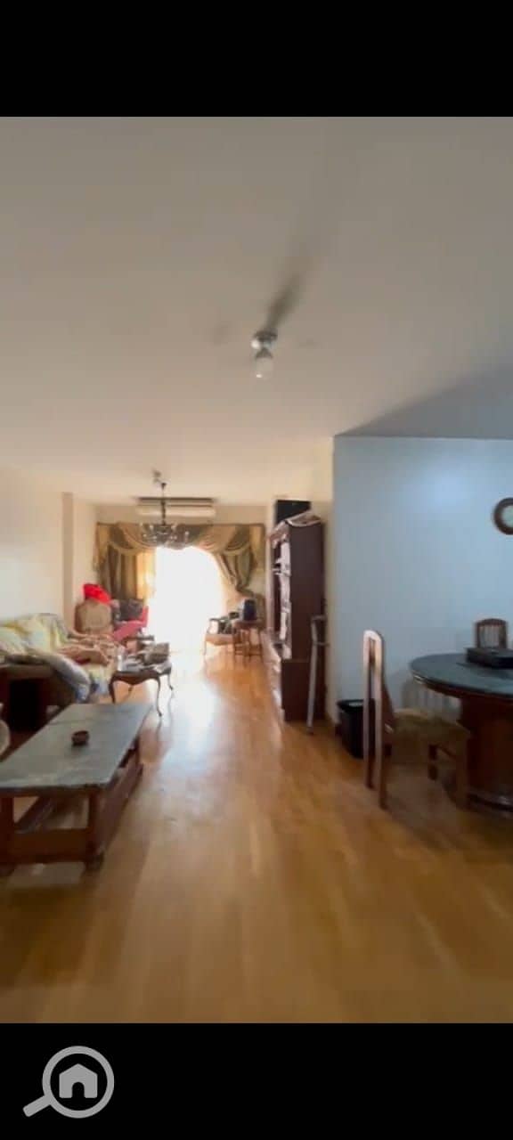 4 b1bb385a-b26e-410b-a80b-96d1612bdcab. jpg