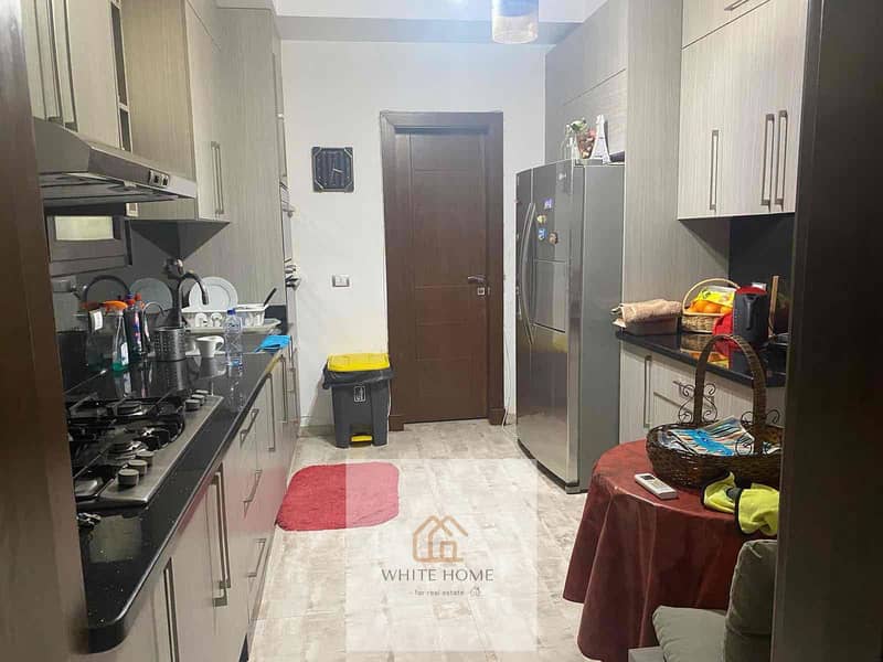 3 bb0c8450-0dd5-4a98-829c-ef9b1ec3cb84. jpg