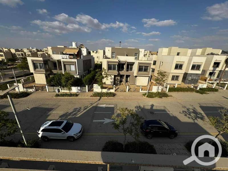 6 f0dab81b-5668-4f1a-9867-2e58b306727c. jpg