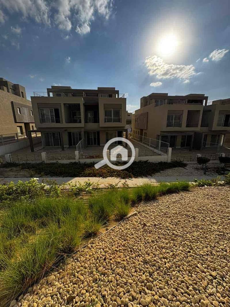 7 20a35070-b826-476c-8cdb-427ea6e6487f. jpg