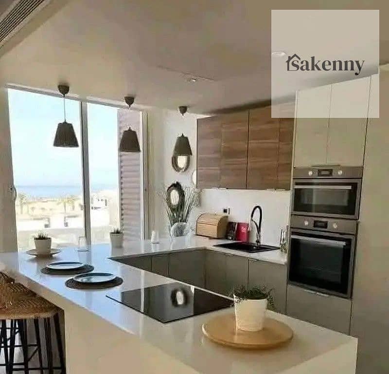 2 36143623-800x600. jpeg