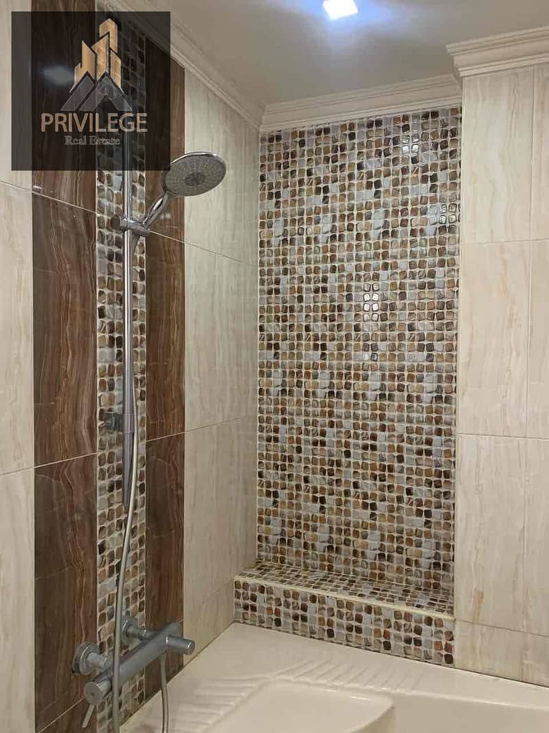 2 2af16467-9a48-4313-bda6-134701cfef83. jpg