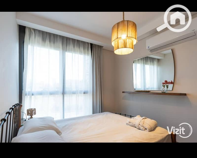 2 52371379-fff3-4273-9cb4-84cb590a1660. jpg