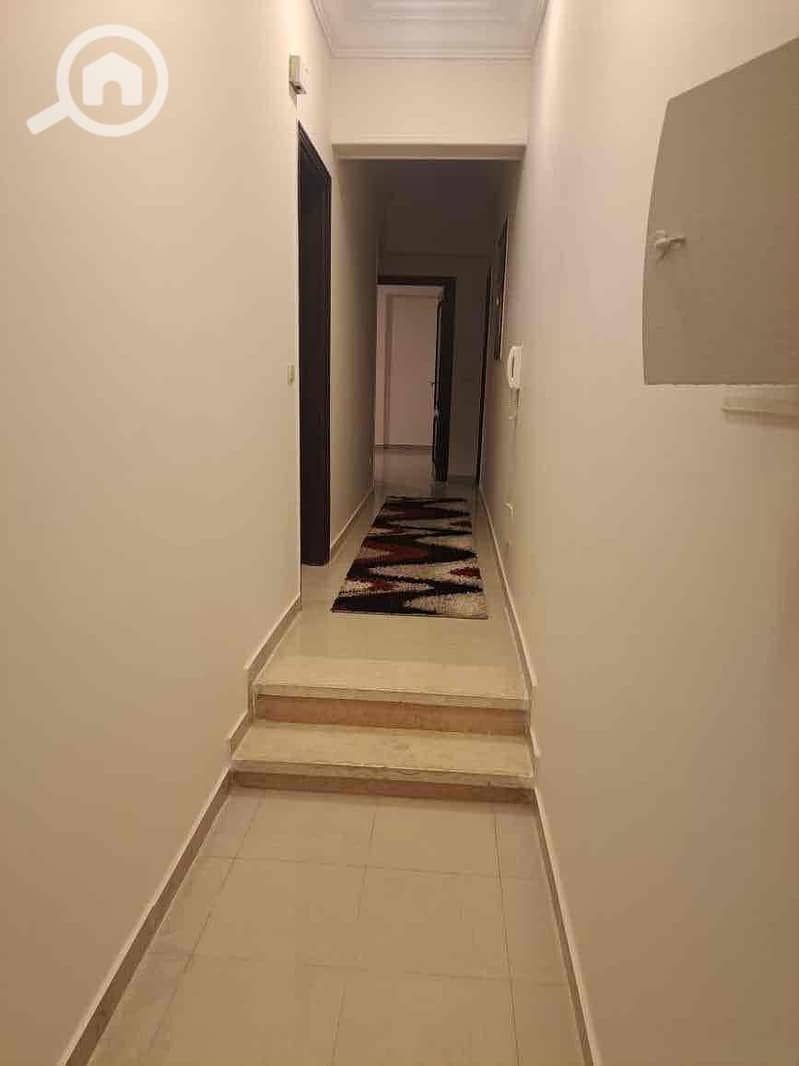 10 829e71ef-e017-40da-9913-ac0159723292. jpg