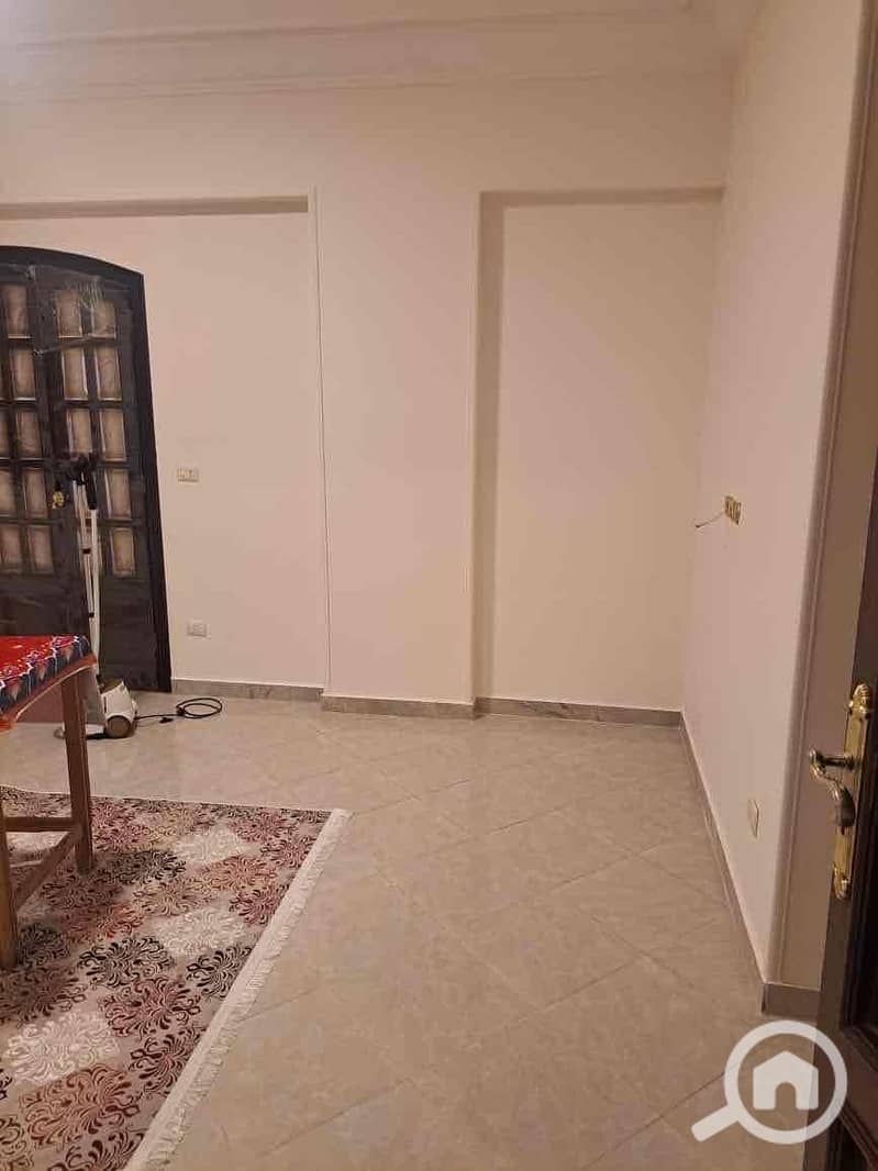 12 5e0396dd-585a-41a4-acc9-16e9dfd639fc. jpg