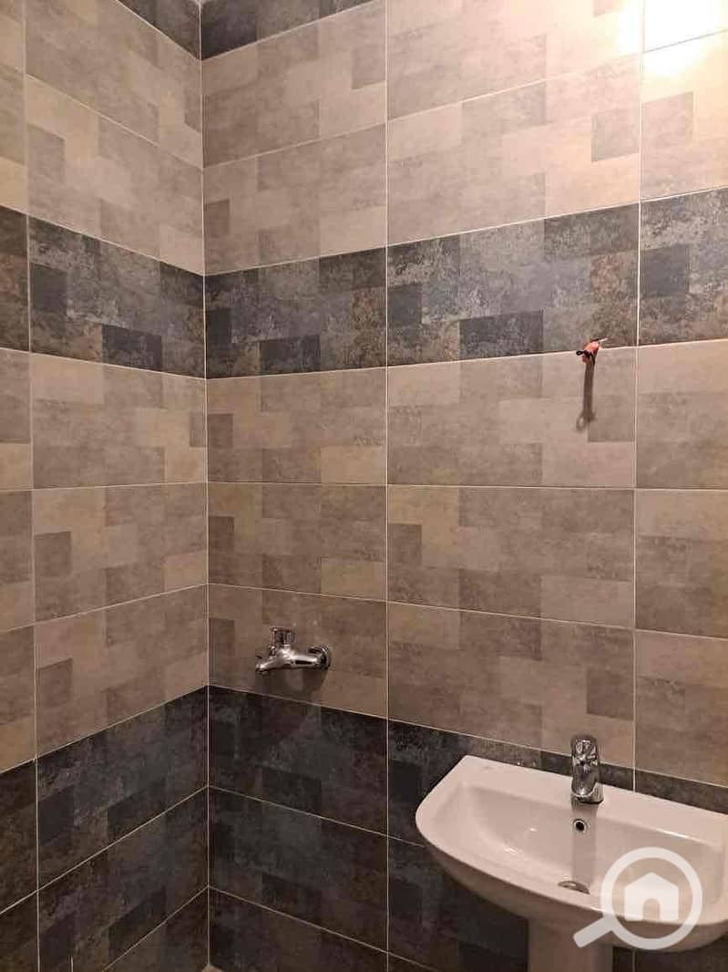 17 b1ef65dc-4f4d-430b-abe6-9a5bf4220f7f. jpg