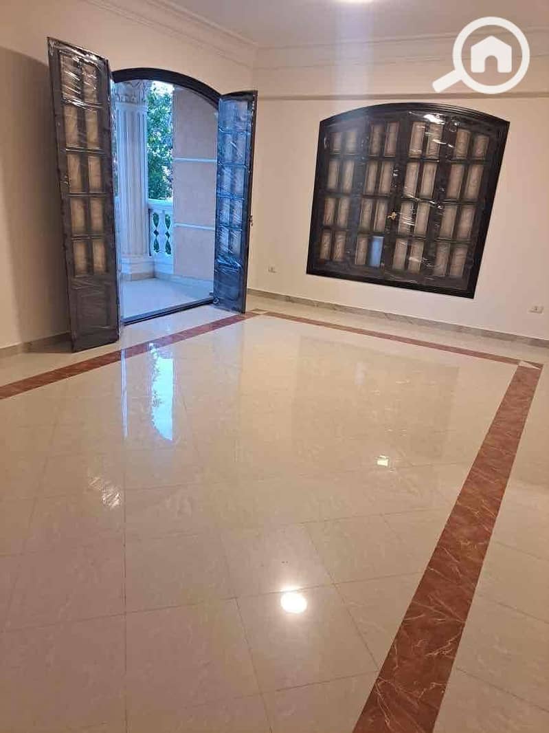 24 d647bbb5-7e54-4442-adc7-07b6be7885d8. jpg