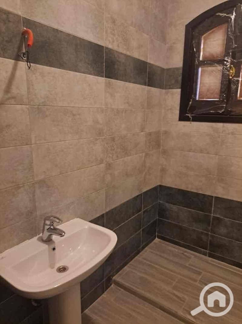 32 1511aed4-579b-454a-800b-c5ea2e24dc65. jpg