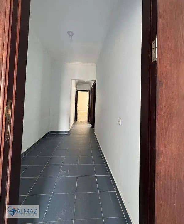 4 WhatsApp Image 2025-10-22 at 10.50. 32 AM (2). jpeg