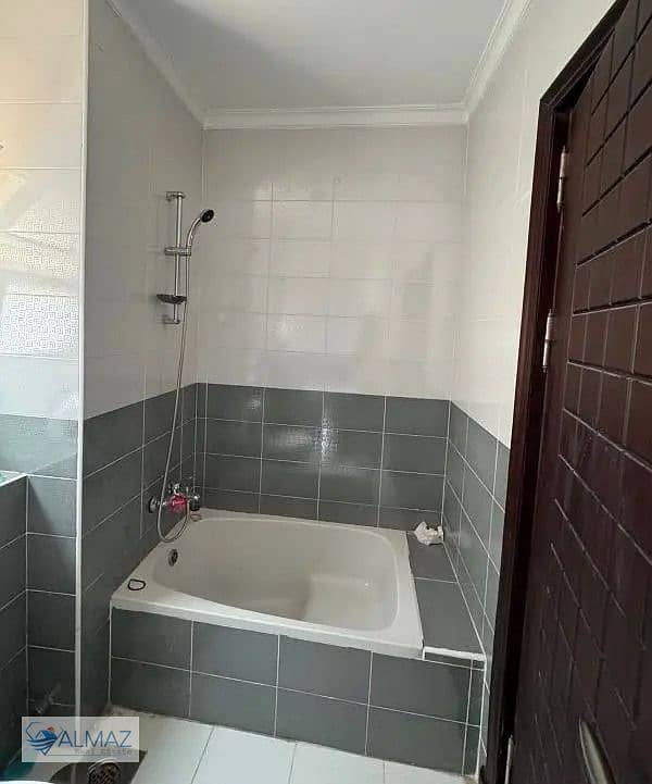 6 WhatsApp Image 2025-10-22 at 10.50. 33 AM (1). jpeg