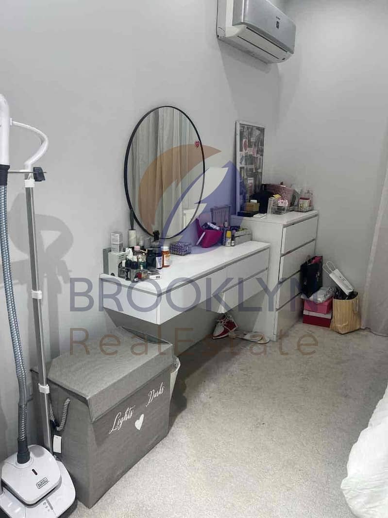 4 c387770d-400e-4721-82eb-36d246ce7fcf. jpg