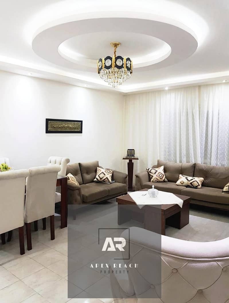 2 WhatsApp Image 2025-11-18 at 22.39. 08 (2). jpeg