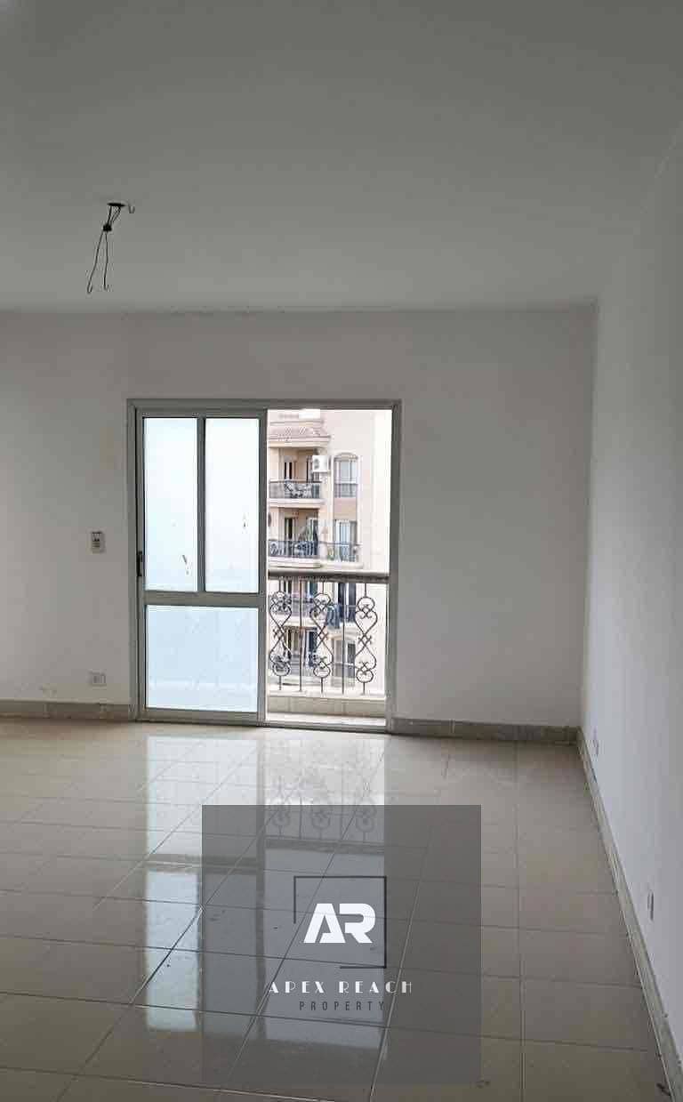 2 20731528-8098-429b-a493-6873f3d183b9. jpg