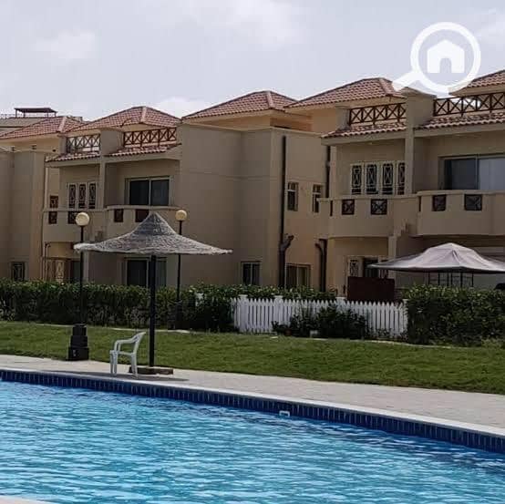 4 7232c23b-09c4-4d3e-9c78-caed3ce86bcc. jpg