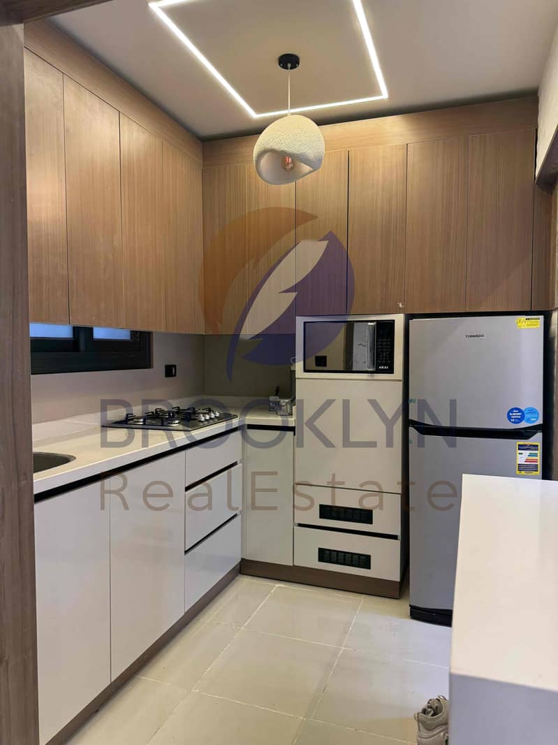 3 8d1f41b4-809d-4062-a63b-88a528b9e2a0. jpg