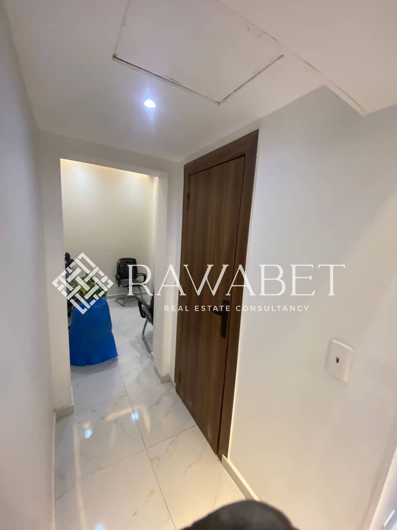 7 33900d13-a859-4dc9-bdd3-2ee9912b5679. jpeg