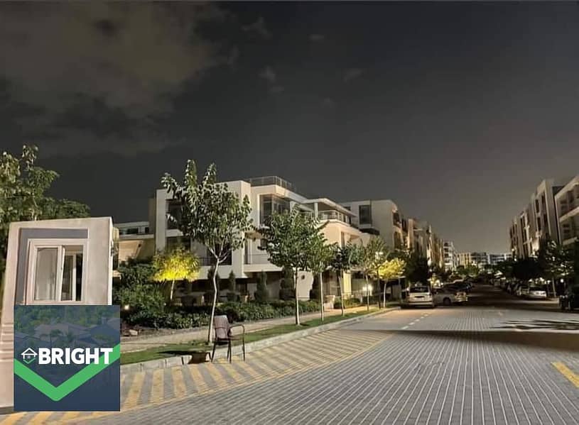 10 fd48118c-eb61-4568-afef-6d21b2286275. jpg