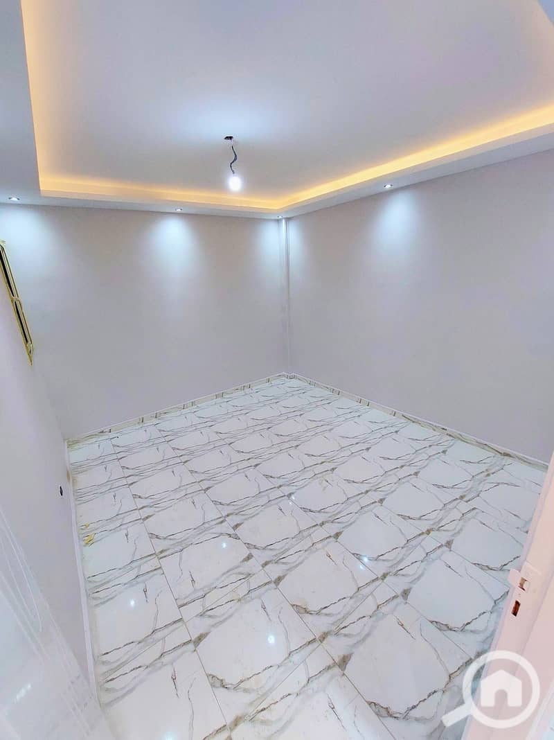 8 614113281_25712277571722658_1889783047189829909_n. jpg