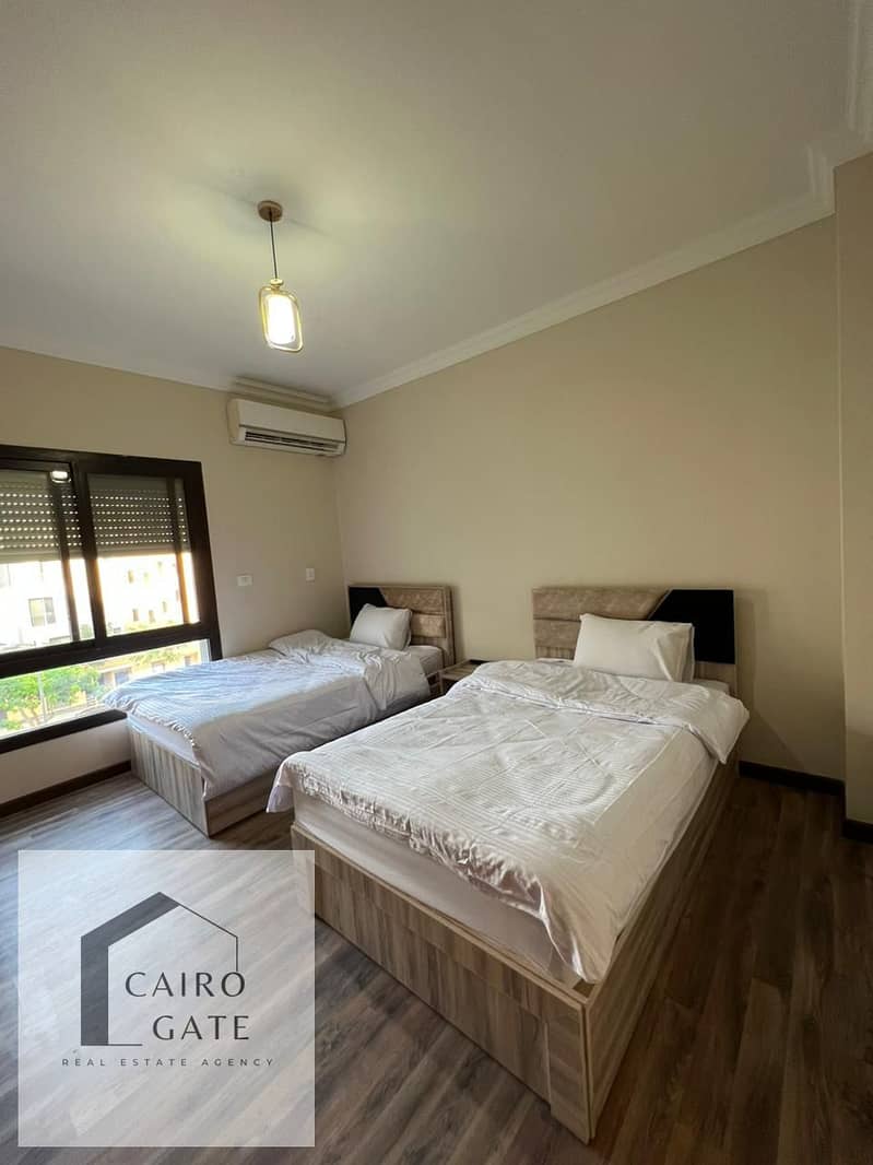 14 cb811b8c-01d0-47f1-b63f-896c389761d0. jpg