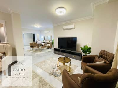 شقة 2 غرفة نوم للايجار في الشيخ زايد، الجيزة - 491297744_122153309420379487_1337000835167699447_n. jpg