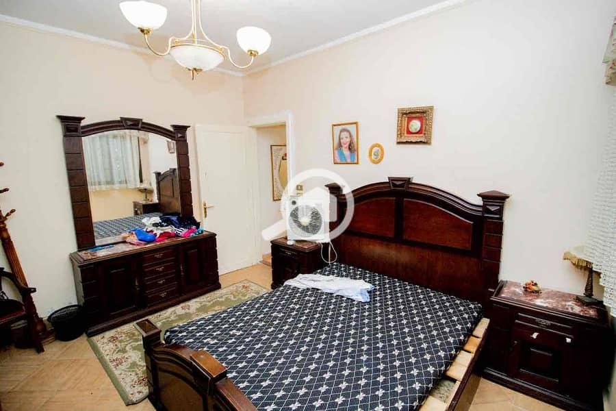 2 ff514c34-9600-4f0d-ad73-90d296344924. jpg