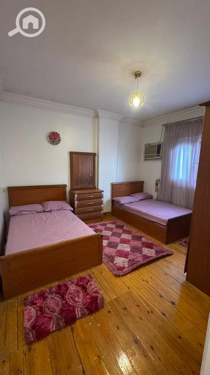 4 03f5b304-36c9-4e1d-bbf1-2c363e5bdcf8. jpeg