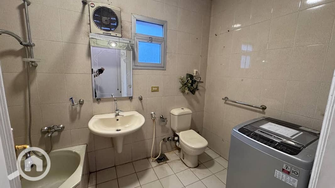 5 f83f643c-1dbe-475d-9a0f-0b12a93b39f2. jpeg