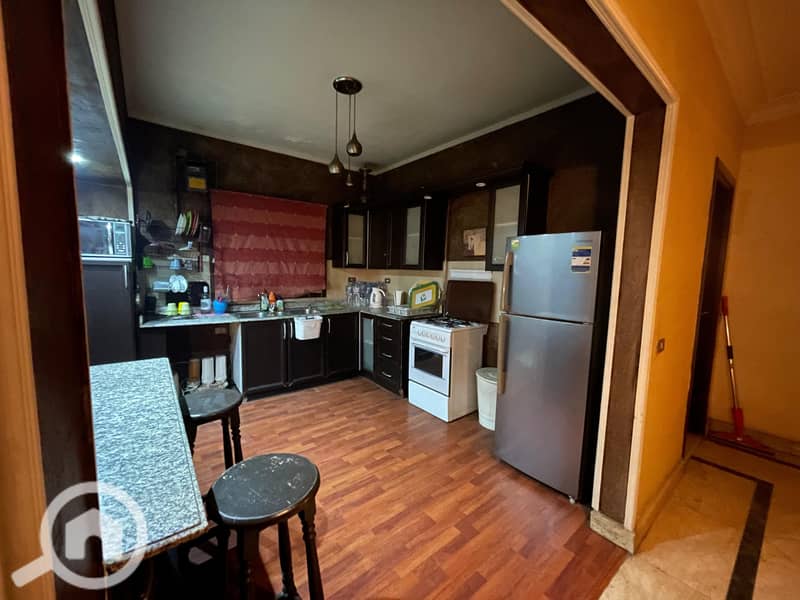 16 f7675d61-218d-4841-a6bf-43ea1d4da5a4. jpeg