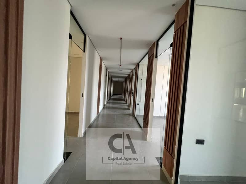 12 78c155d4-b17f-4138-8d9d-bd7a439225da. jpg