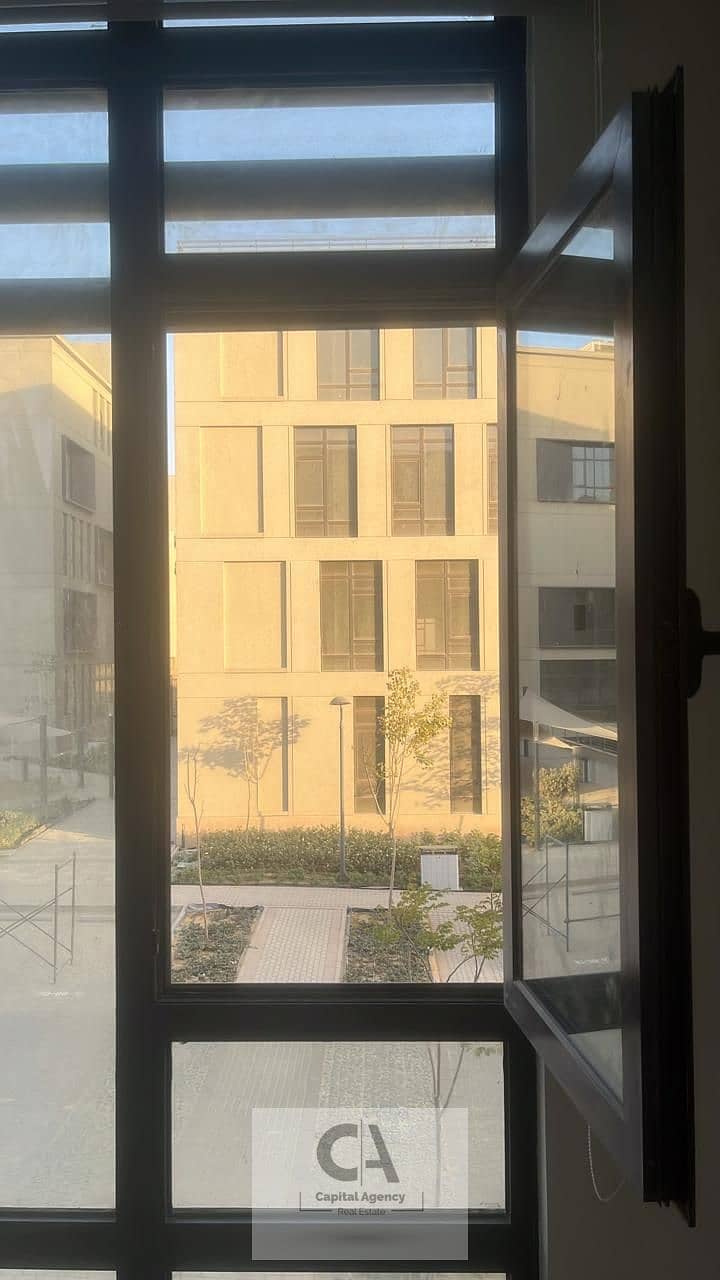 3 ba8d2cc3-f36d-4f74-bc0a-9a0d00972f4b. jpg