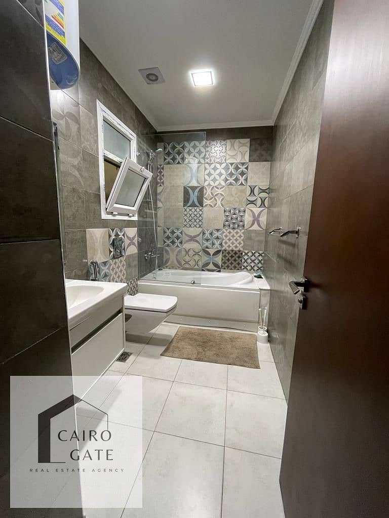 3 1a40bc25-fd18-4aaf-befb-042baab2d3b8. jpg