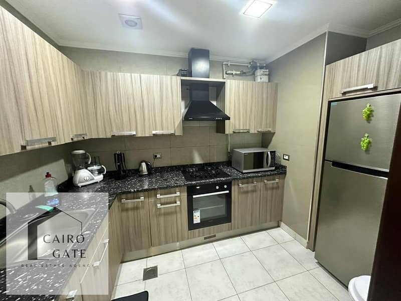 12 b1e21bd3-e07f-4d7a-8a41-6b2977123ca3. jpg