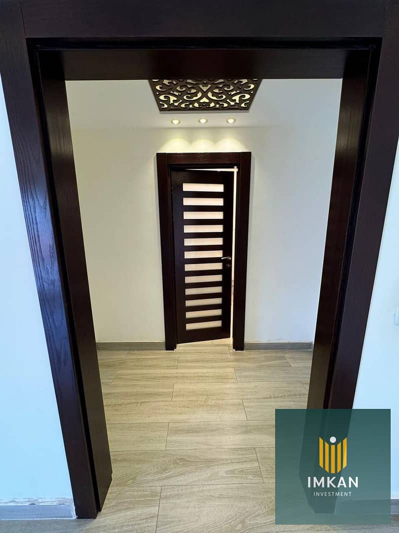 7 5d8571da-5e0a-4010-8d07-9cf99586e870. jpg