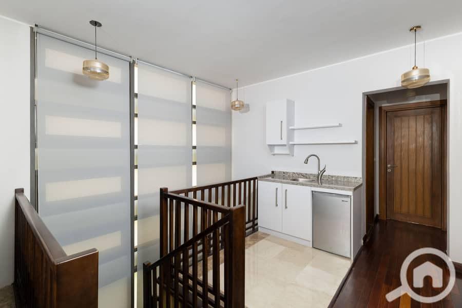 9 IMG_3265-Edit. jpg