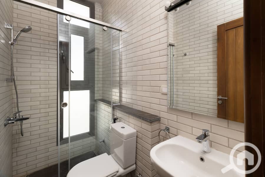 19 IMG_3349-Edit. jpg